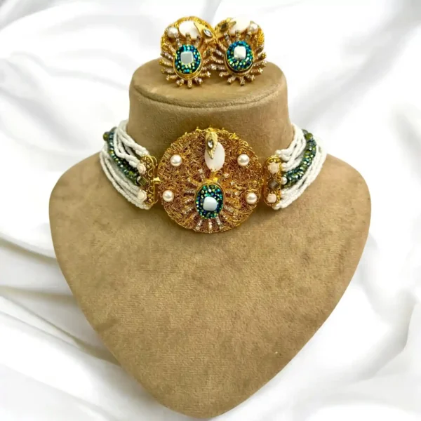 ROYALCHOKERSET