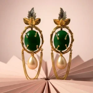 OVAL GREEN EARRINGS