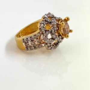 CHAMPAGNE SLEEK RING 1