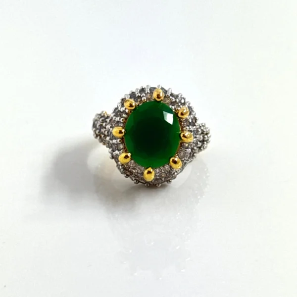 CIRCULAR RING
