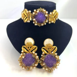 CIRCULAR STONE SET ..