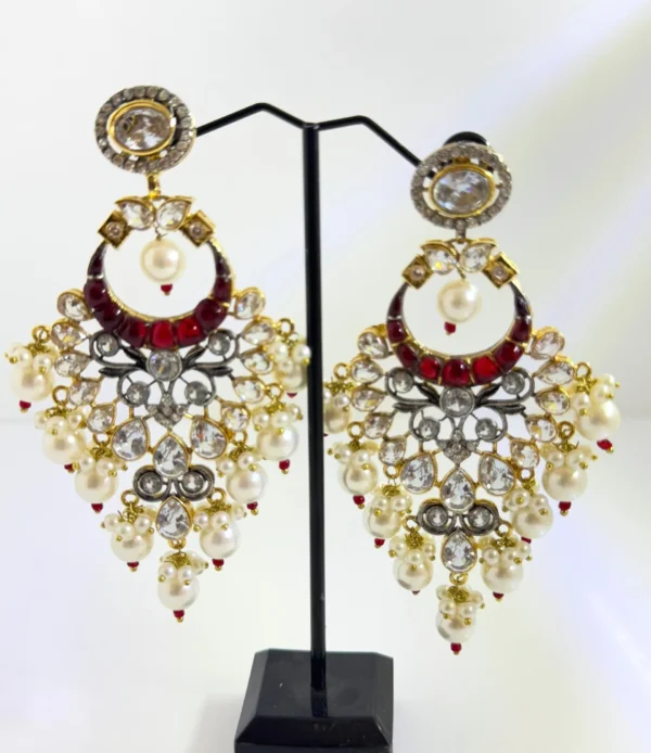 CLUSTER EARRINGS.....