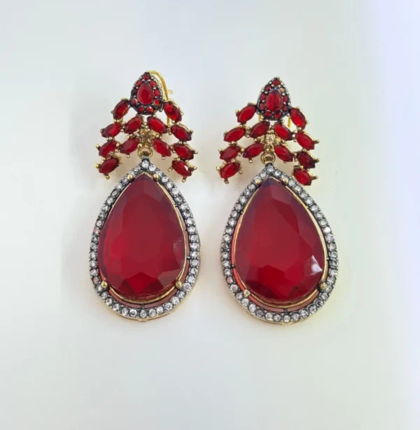 DROP RED EARRINGS