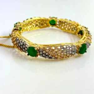 GREEN STONE BANGLE..3