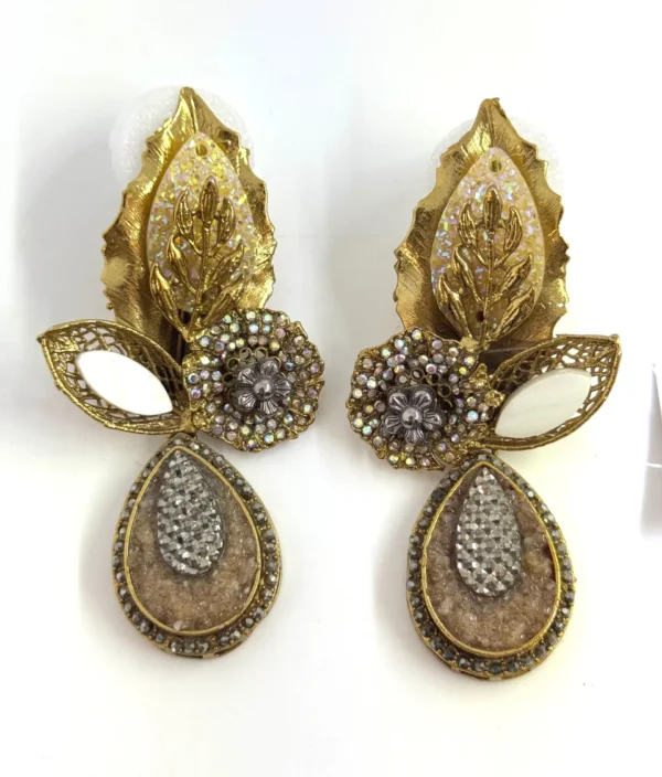 LEAFY CHAMPAGNE EARRINGS