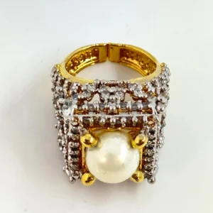 PEARL RING WHITE