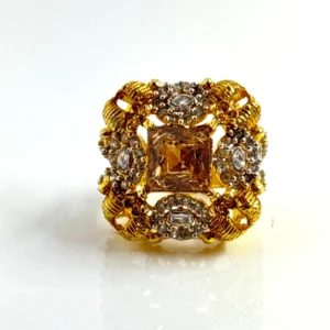 SQUARA CHAMPAGNE RING