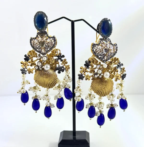 STYLISH BLUE EARRINGS