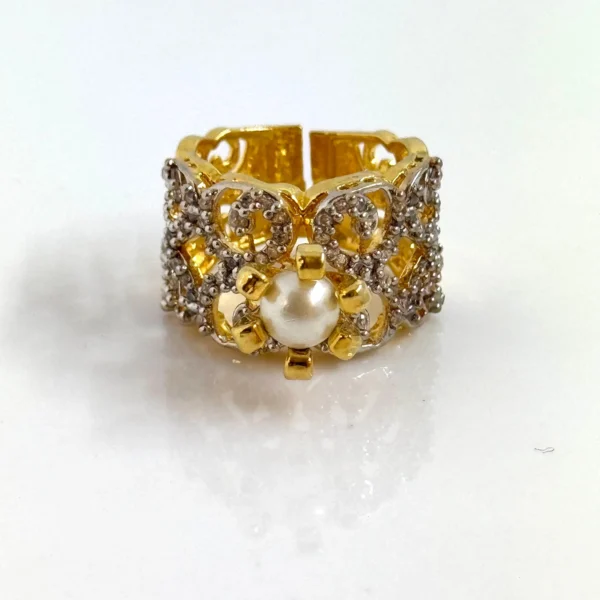 WHITE PEARL RING