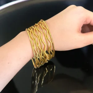 ZIGZAG BANGLES