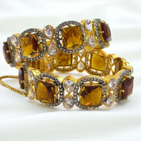 CHAMPAGNE BANGLE 3