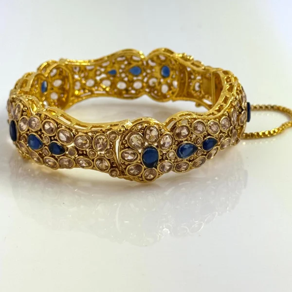 CHARMING BLUE BANGLE