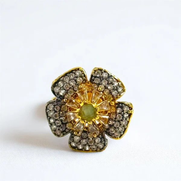 FLORAL PISTACHIO RING