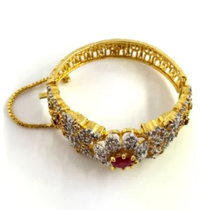 FLORAL RED BANGLE...1