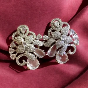 FLORAL SILVER STUDS