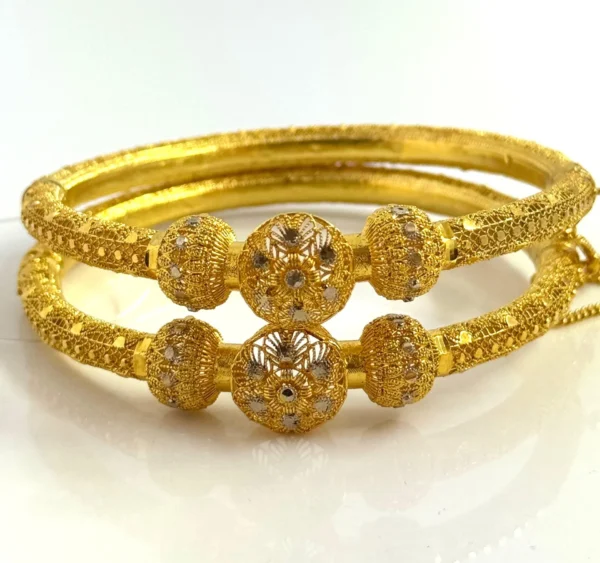 FLORAL SLEEK BANGLES