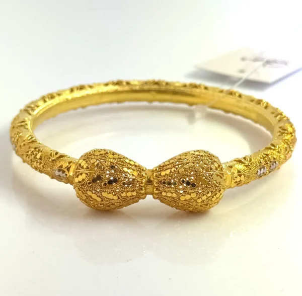 INFINITE BANGLE