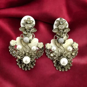 SILVER FLORAL EARRINGS
