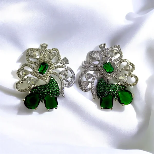 SILVER GREEN STUDS