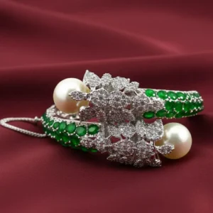 SPARKLE GREEN BANGLE (1)