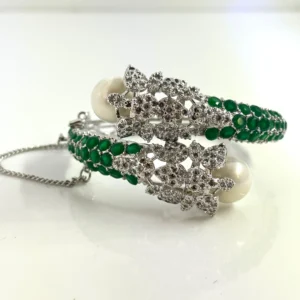 SPARKLE GREEN BANGLE
