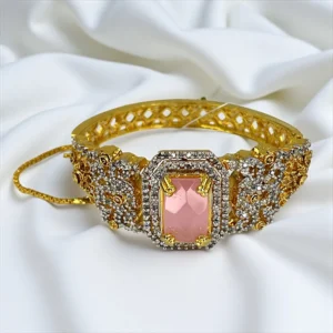 SQUARA PINK BANGLE 1 (1)