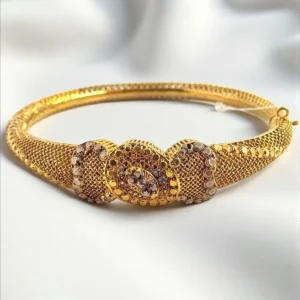 STYLISH GOLDEN BANGLE 2