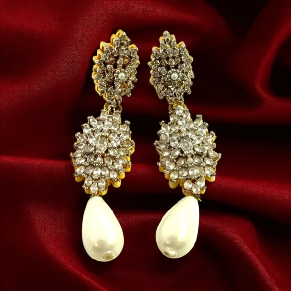 STYLISH WHITE EARRINGS