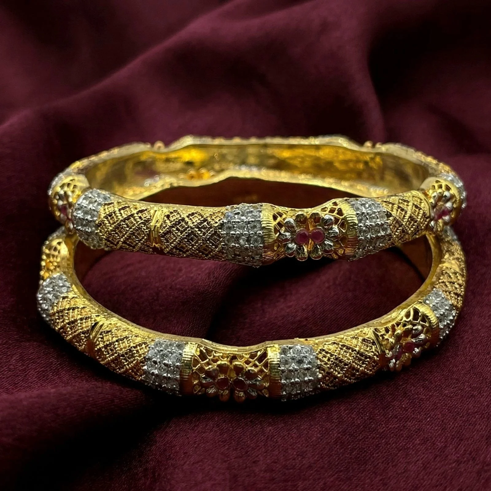 21K GOLD MAROON KARA