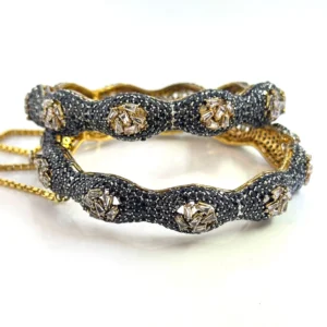 BLACK SHINY BANGLES