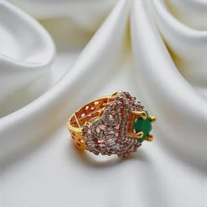 DELICATE GREEN RING