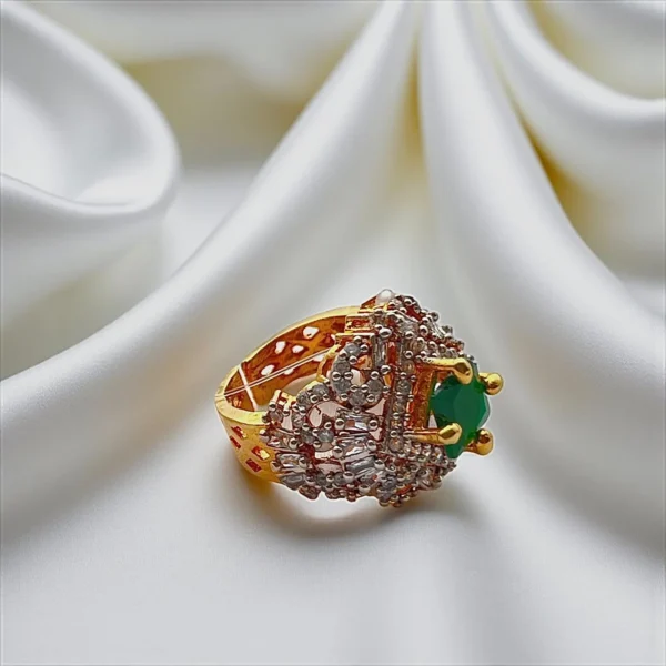 DELICATE GREEN RING