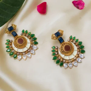 MOONLIT EARRINGS ..