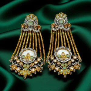 PISTACHIO EARRINGS 2