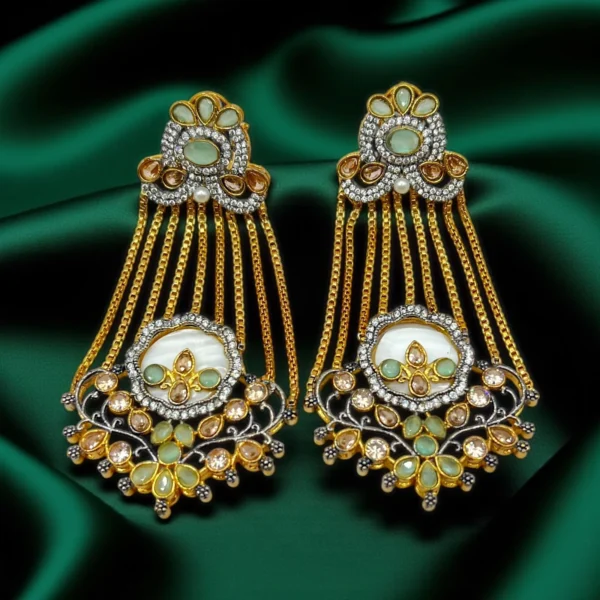 PISTACHIO EARRINGS 2
