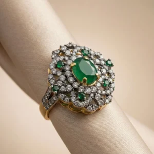 SILVER EMERALD RING