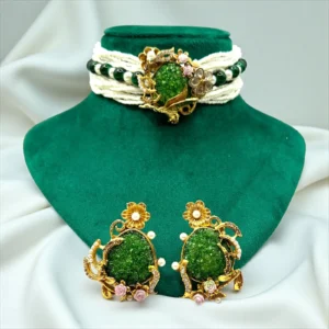 CRUSH EMERALD CHOKER SET