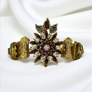 DELICATE MAROON BRACELET