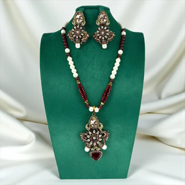 DELICATE MAROON MALA SET