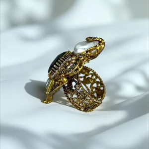 DESIGNER BLACK RING 3