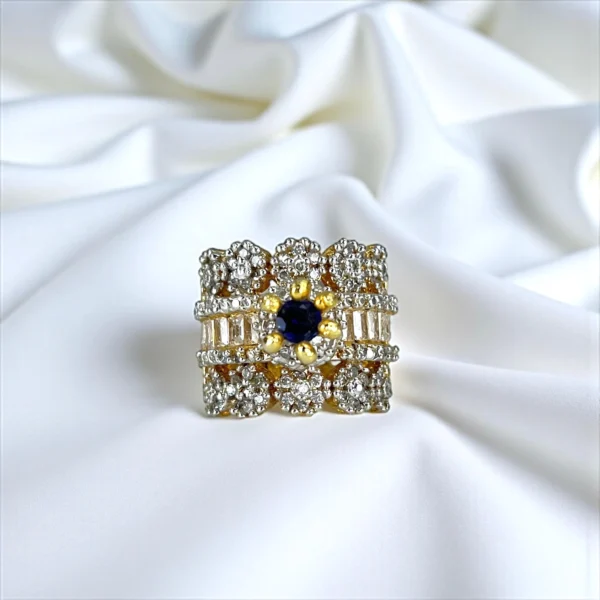 GLIMMER NEST RING