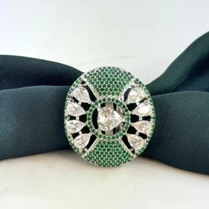 GLITTERING GEMS RING
