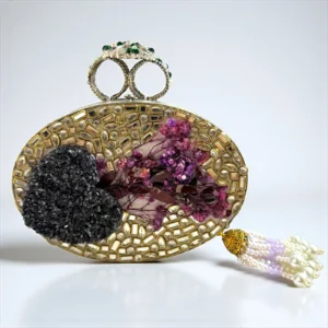 HEART CLUTCH