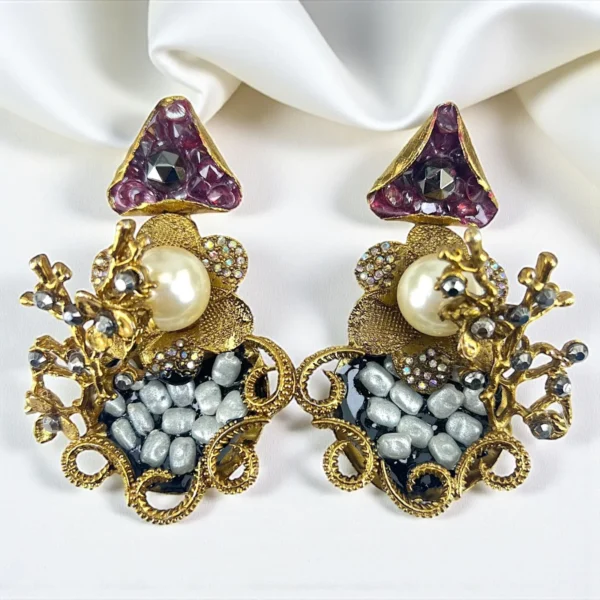 MAROON FLORAL EARRINGS