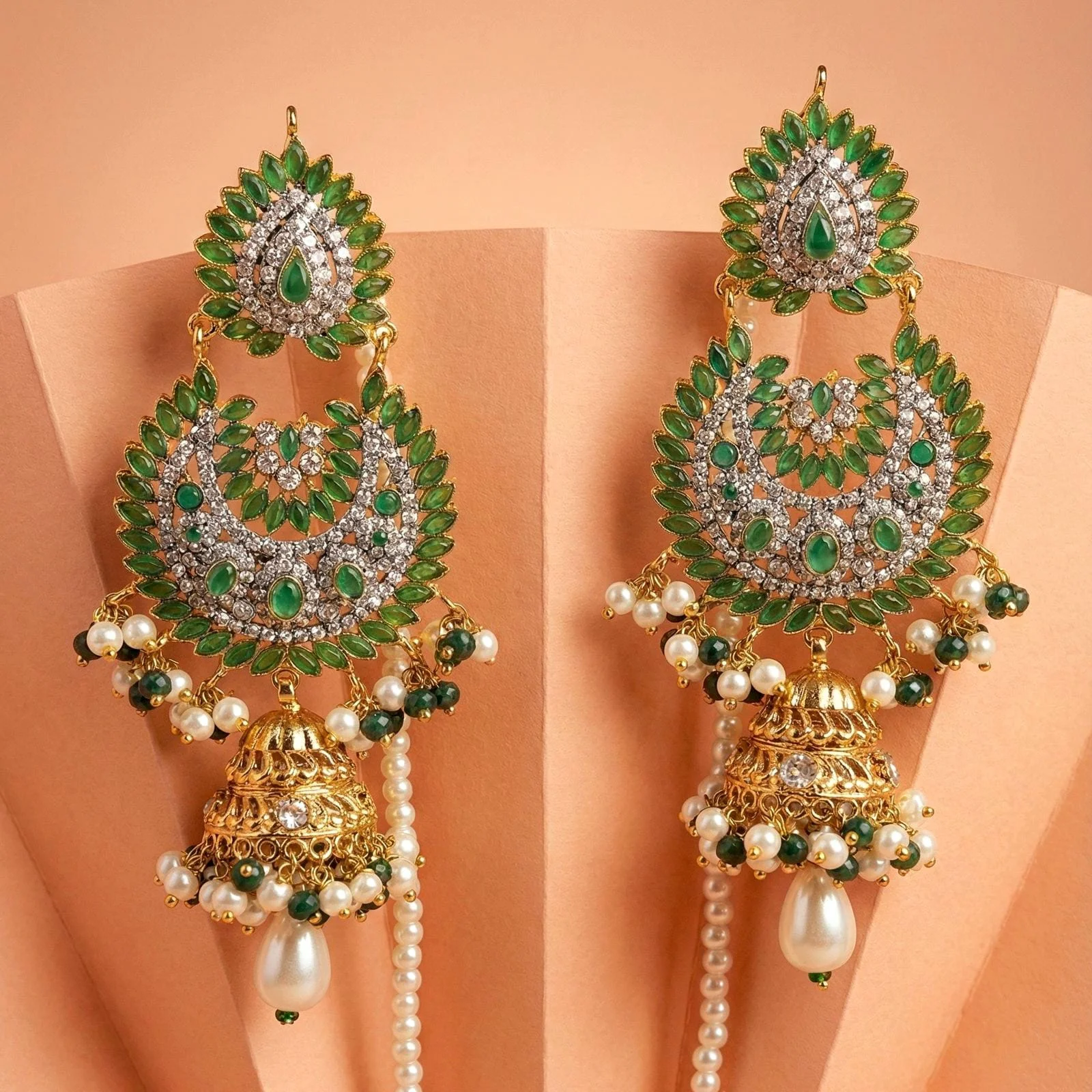 OPULENT GREEN EARRINGS