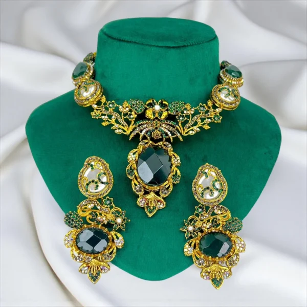 SHINY EMERALD SET