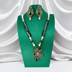 STYLISH EMERALD MALA SET
