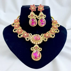 TRADITIONAL STYLE SET