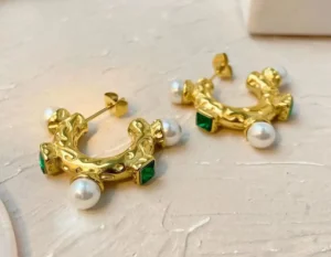 hoops earring