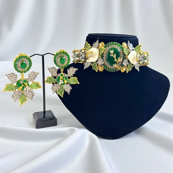 DEVINE GREEN SET